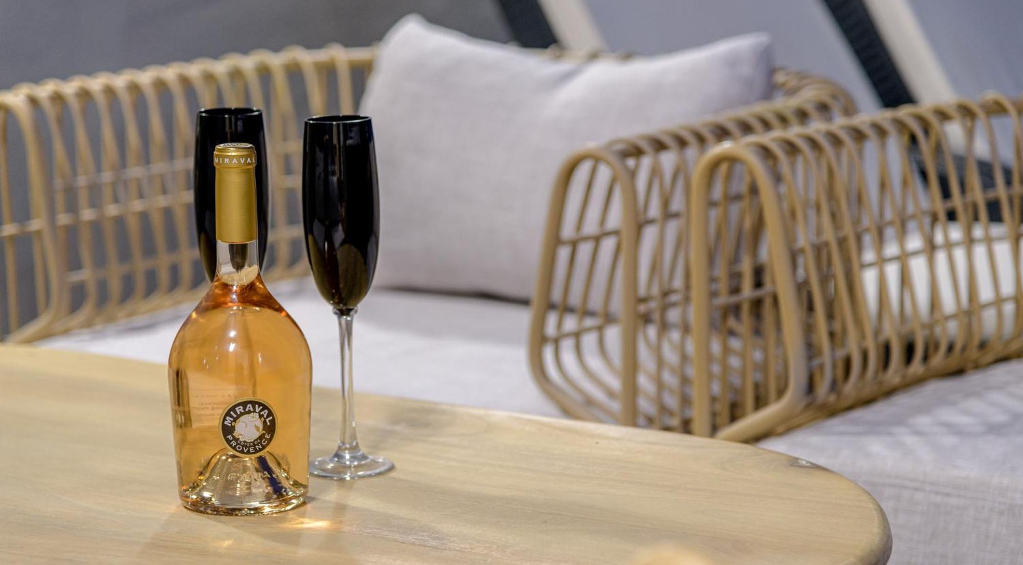 Pearl Luxury Living Lejlighed Laganas Eksteriør billede